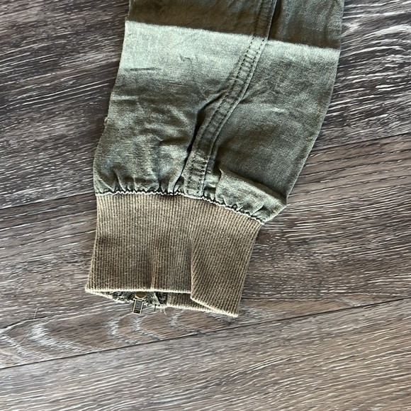 Old Navy linen Jogger Pants ((size 2)) zipper at ankle. - Picture 3 of 8